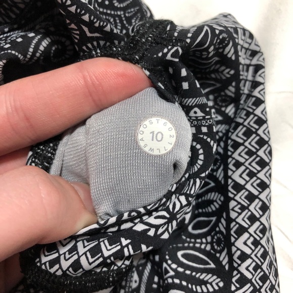 Lululemon leggings - Picture 5 of 5